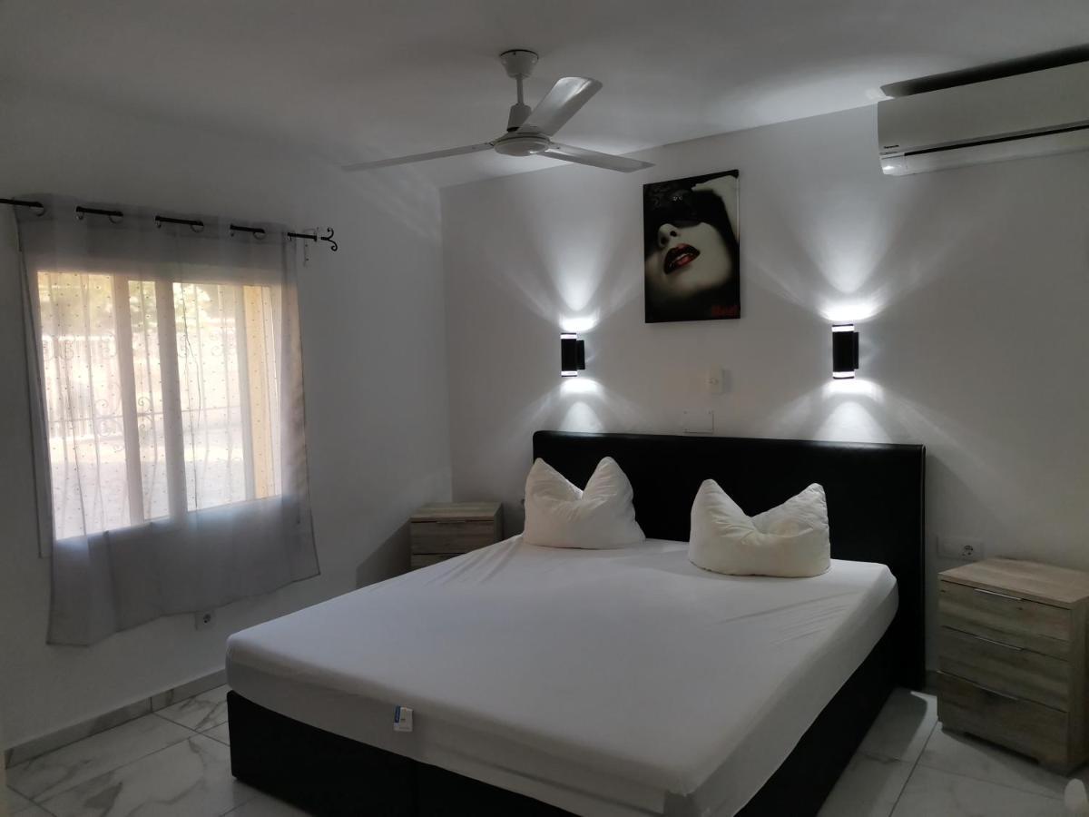 Villa Romeo Calp Exterior foto