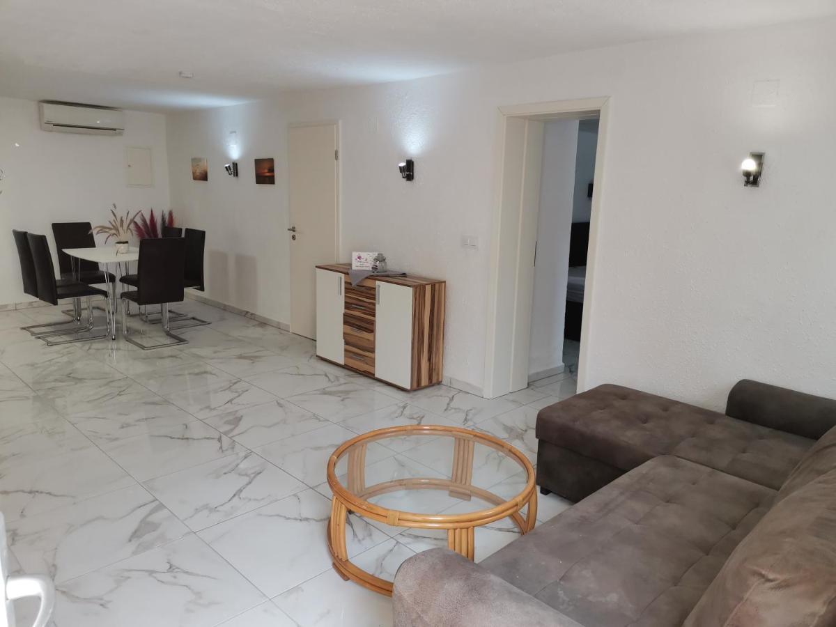 Villa Romeo Calp Exterior foto